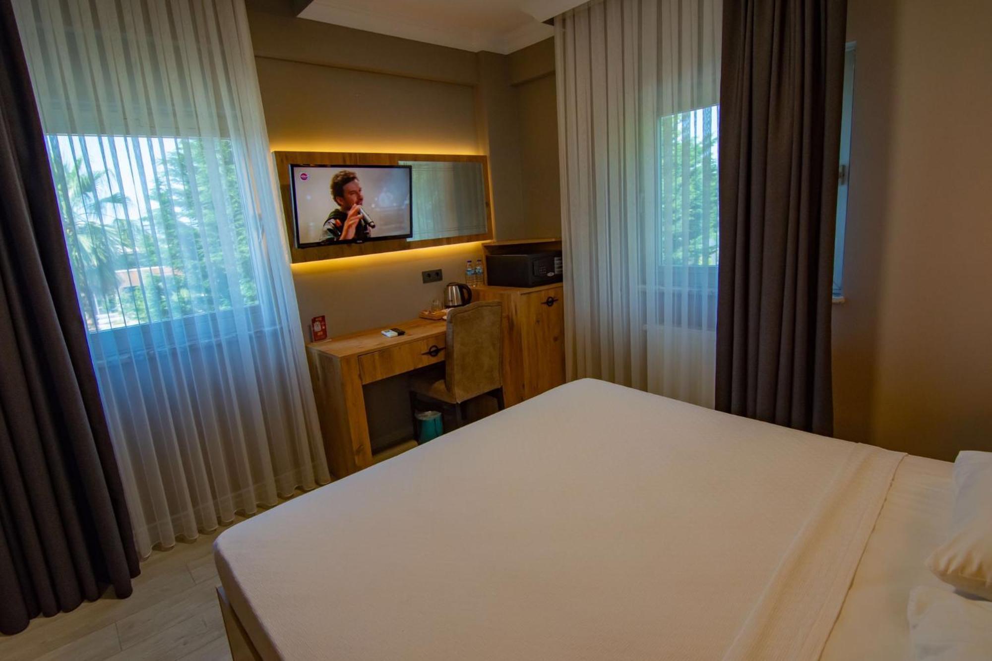 Green Palace Suite Hotel Trebizonda Exterior foto